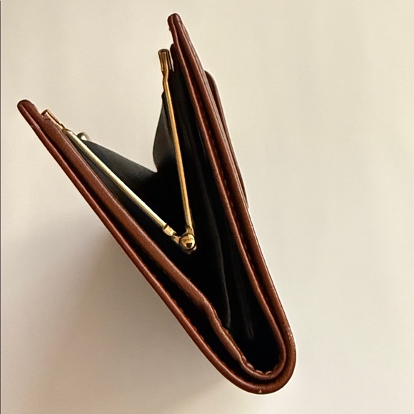 Celine Kisslock Black and Brown Leather Wallet - Picture 6 of 14
